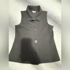 (B2) Habitat Quilted Knit Vest – Black Button Front Collar Art to W XS